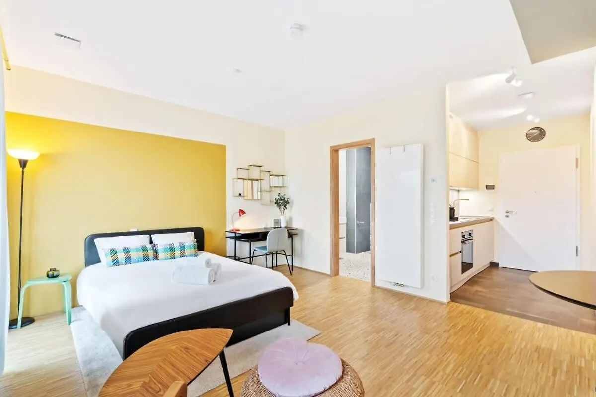Cozy Apartment With Full Kitchen & Workspace Luxembourg