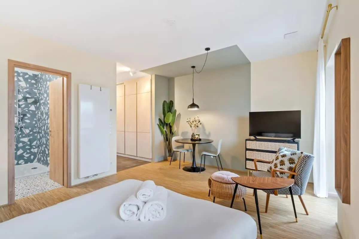 Cozy Apartment With Full Kitchen & Workspace Luxembourg